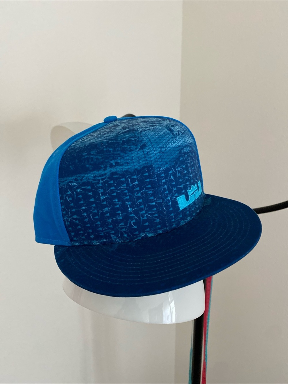 Nike True Mens Lebron James Blue Rubber City Snapback Hat OSFM